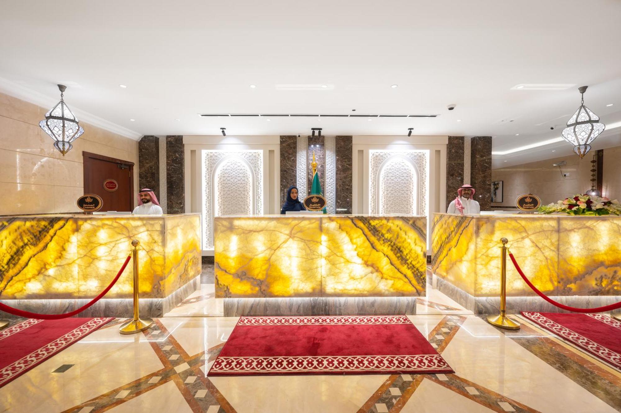 Shaza Regency Plaza Al Madinah Hotell Medina Exteriör bild The hotel's lobby